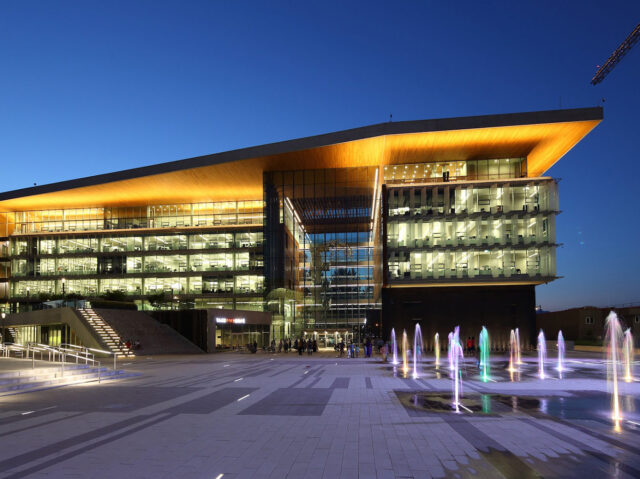 Kasian_SCH2710-banner-1600x1000