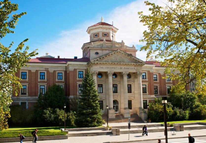 about-university-manitoba-administration-building-04