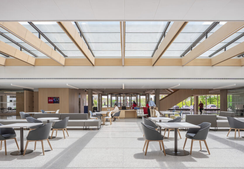 684c8532ae470e89c87e386e_1615_N60_jpg2